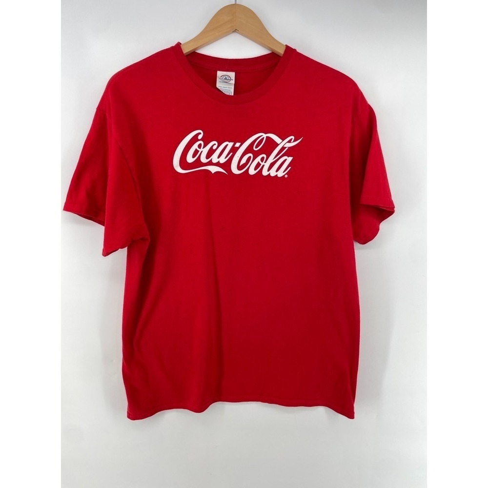 Vintage Y2K Coca-Cola Men Large T-Shirt Red Delta Pro Weight Graphic Tee